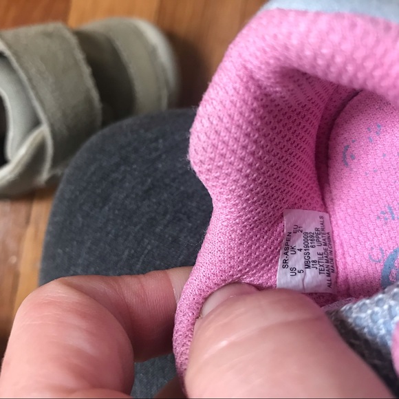 Stride Rite sneakers - Picture 2 of 2